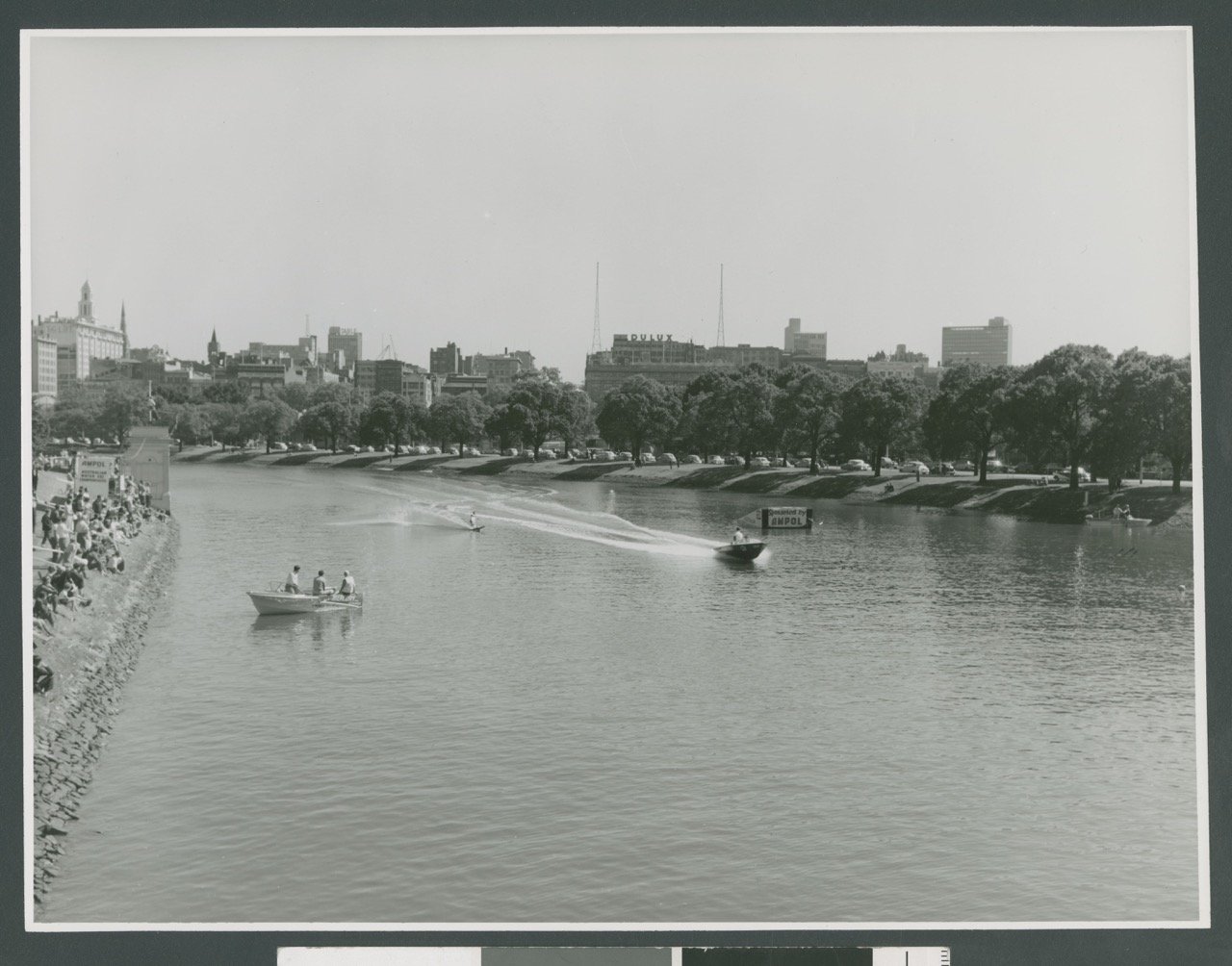 Moomba Yarra River c. 1960s