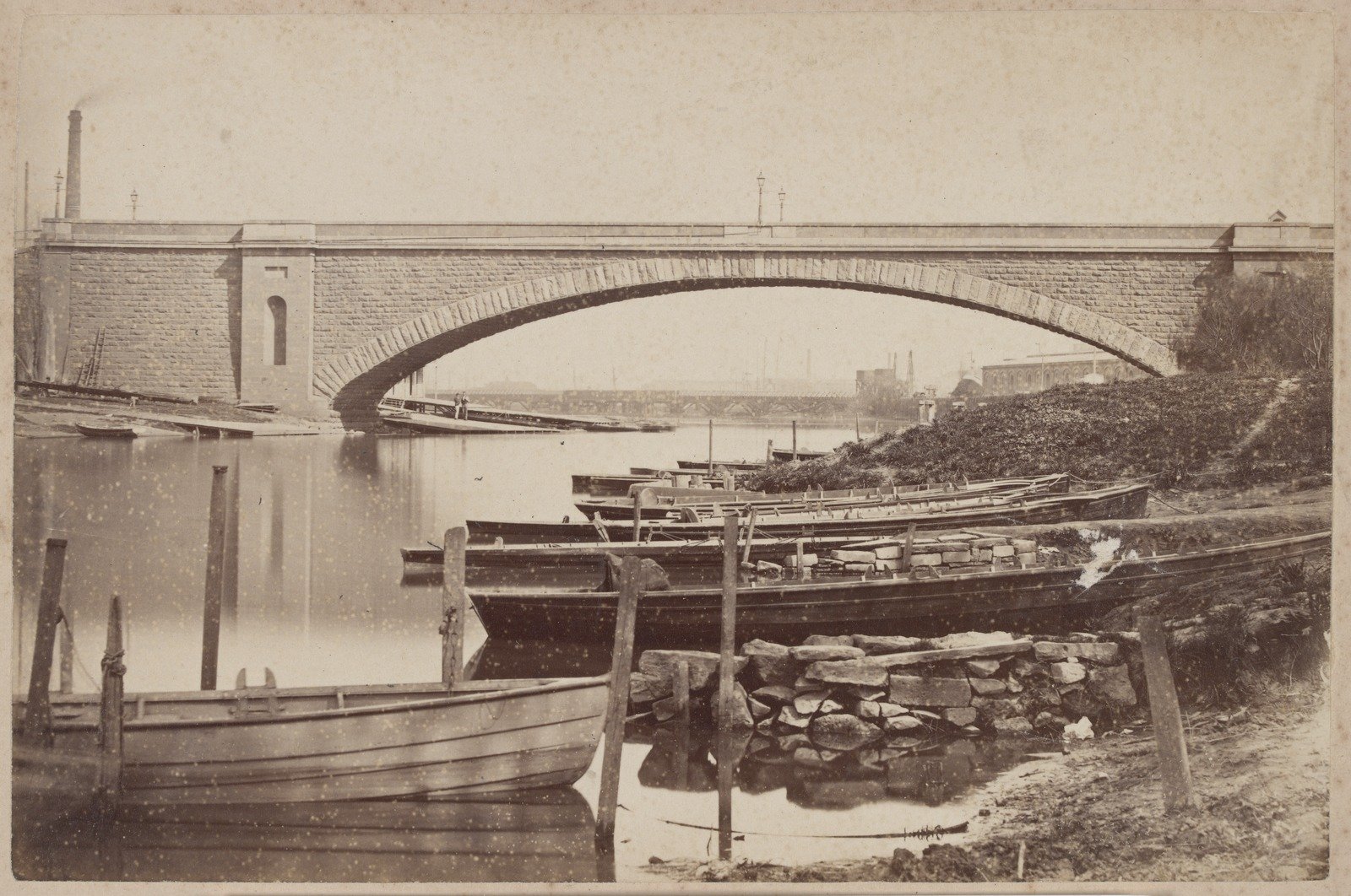 Princes Bridge over the Yarra, Melbourne 1875