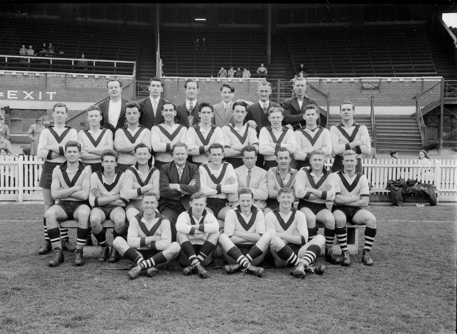 South Melbourne Football Club, team photo Unknown date 1920-50 6
