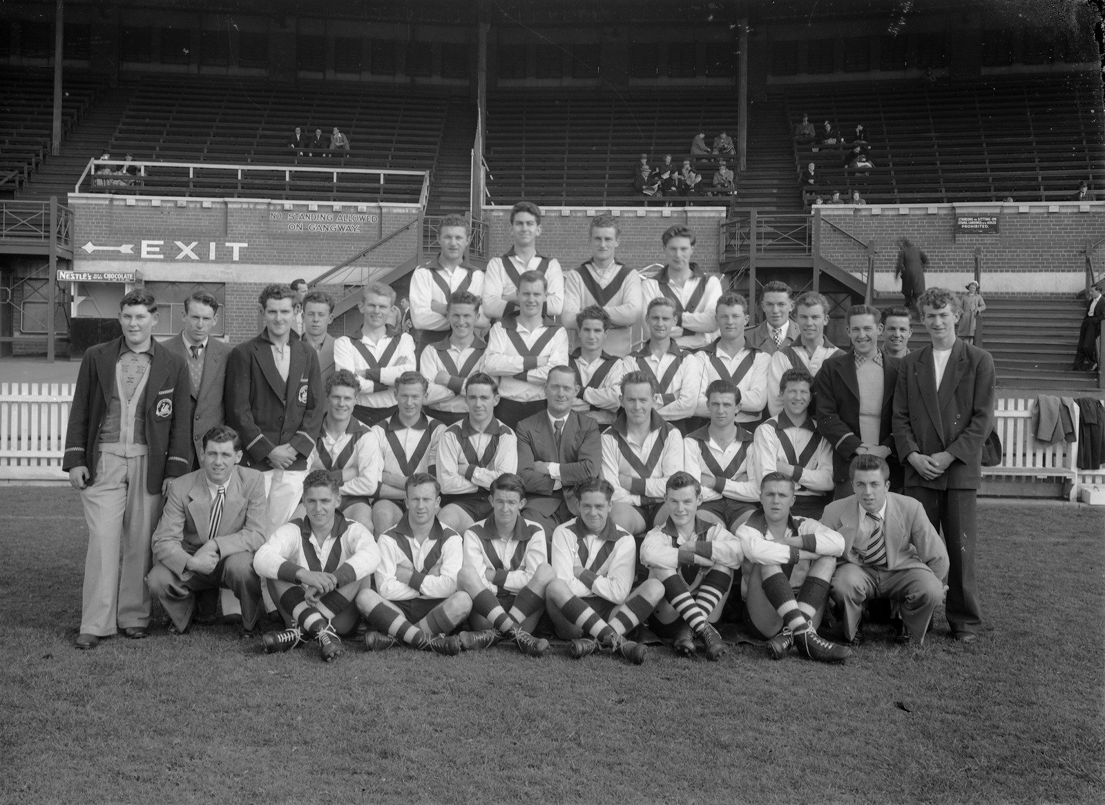 South Melbourne Football Club, team photo Unknown date 1920-50 7