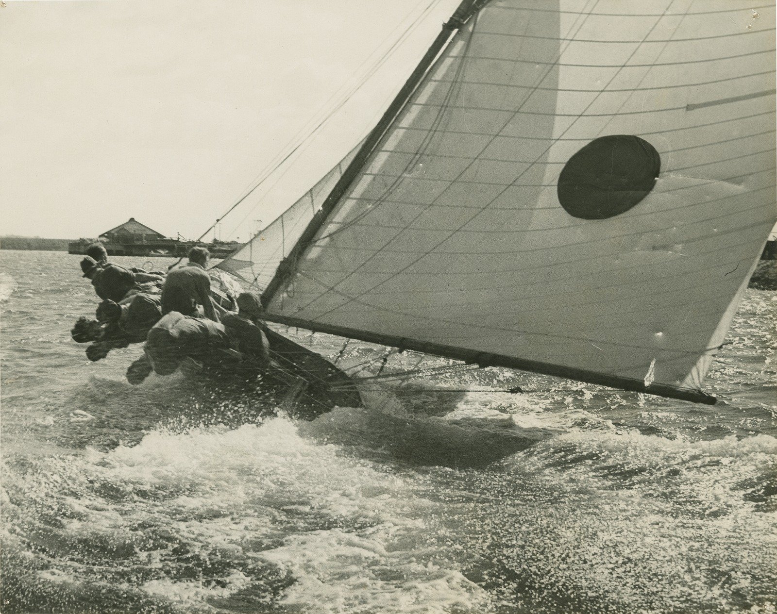 Skiff sailing on the Brisbane River 1900s