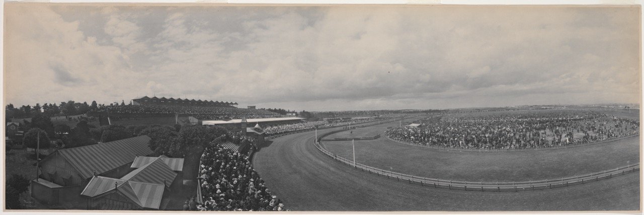 Panorama of Melbourne Cup, Flemington, 1903 NSW