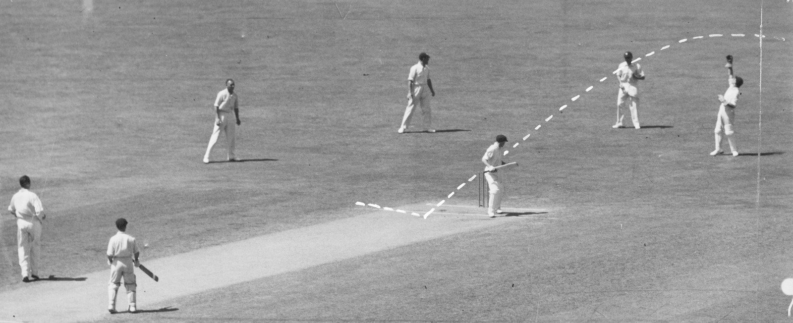 Bradman bowled by Farnes, fifth test 1937