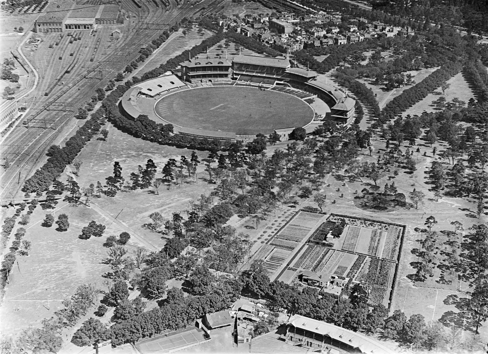 Yarra Park and Melbourne Cricket Ground (MCG) 1928 1