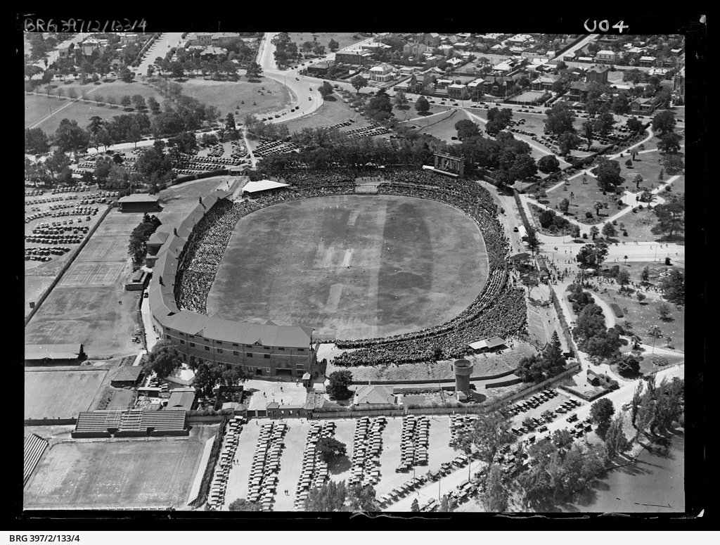04 Adelaide Oval during 1929 cricket test