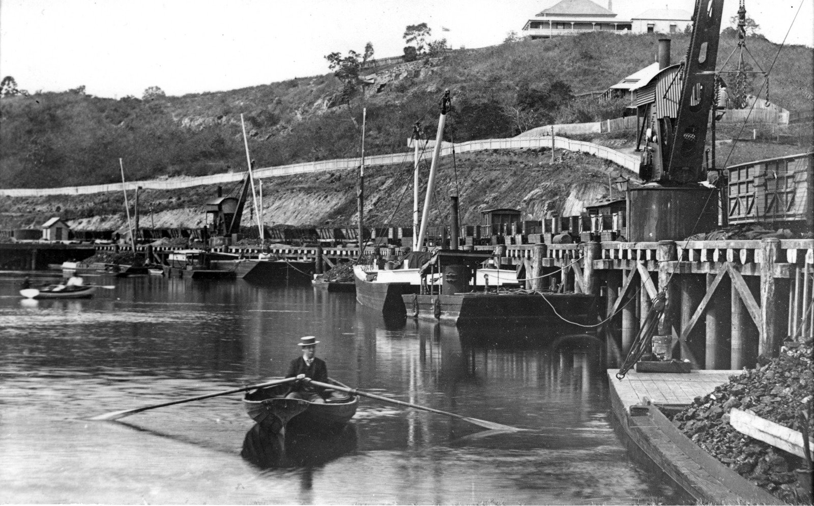 South Brisbane coal wharves, Brisbane, Queensland, ca.1900