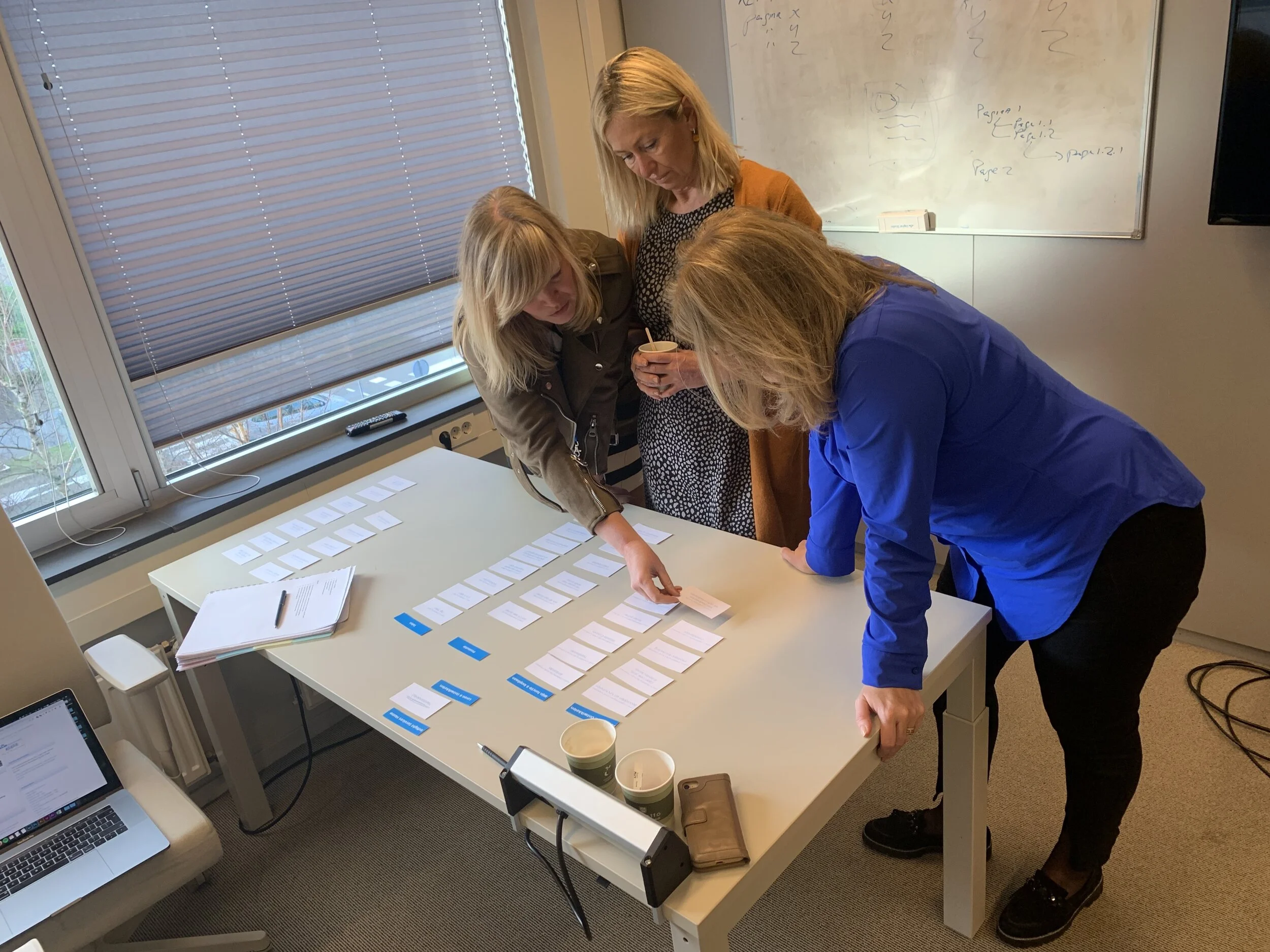 INFLIGHT SERVICES-MYKLM-CONTENTMIGRATIE-CARDSORTING.jpg