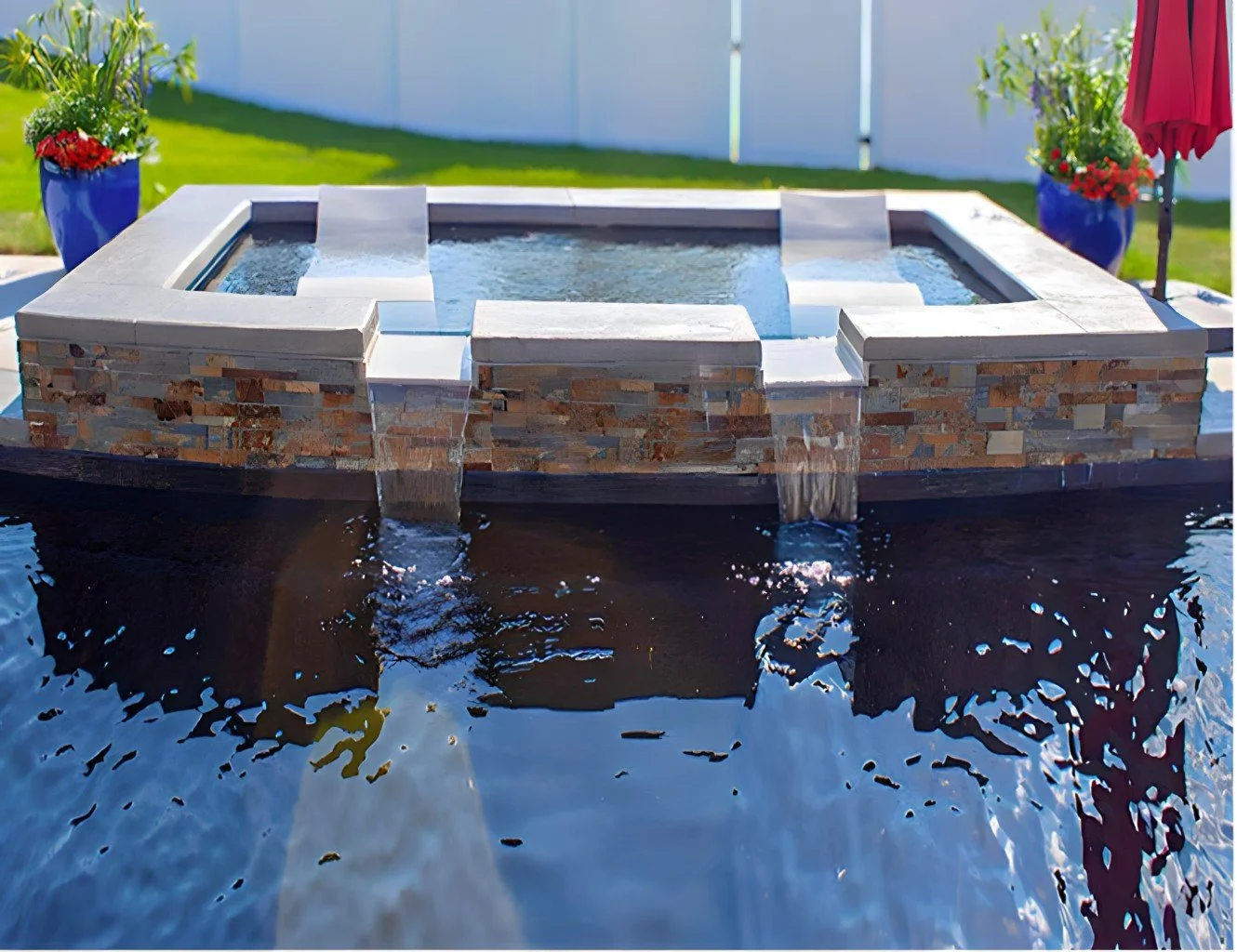 The Quartz Tanning Ledge | Albert Group Landscaping & Swimming Pools