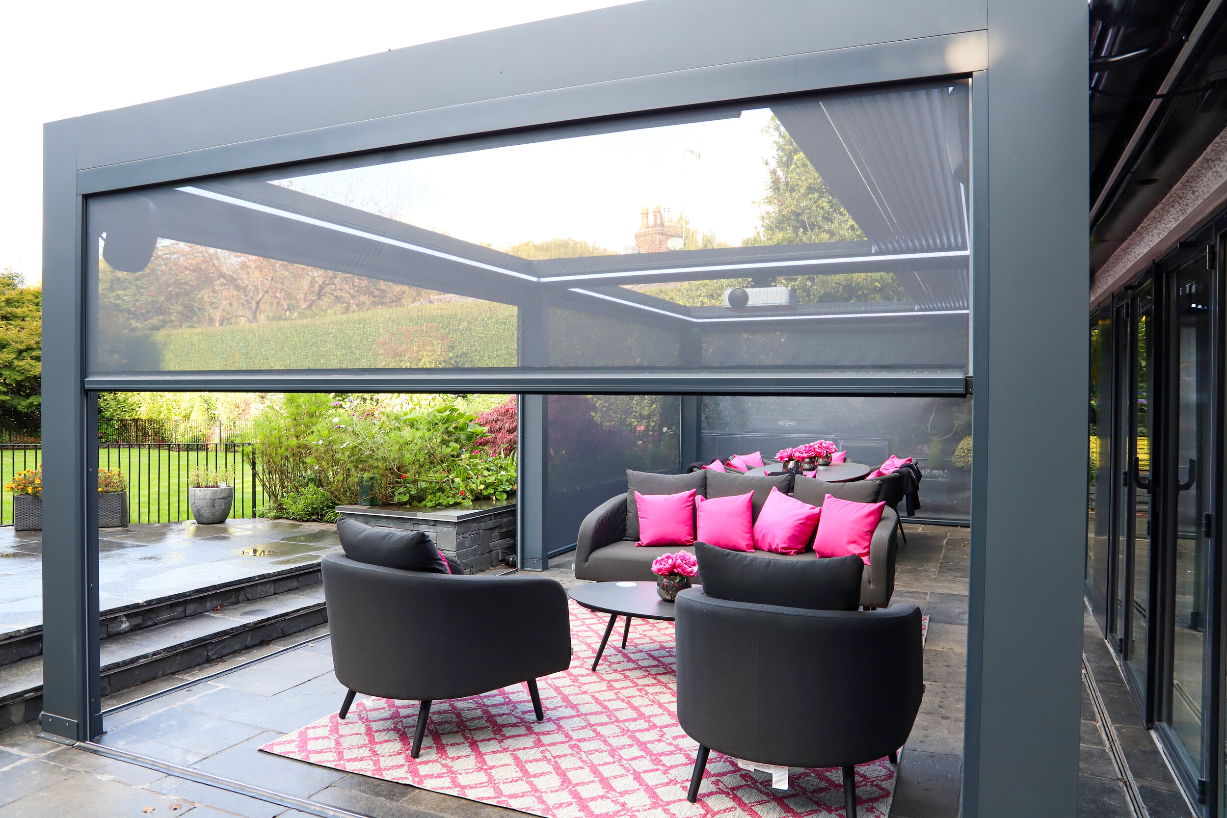 WORSLEY PROJECT, GREATER MANCHESTER | B-CUBE FREEDOM | Bioclimatic Pergola