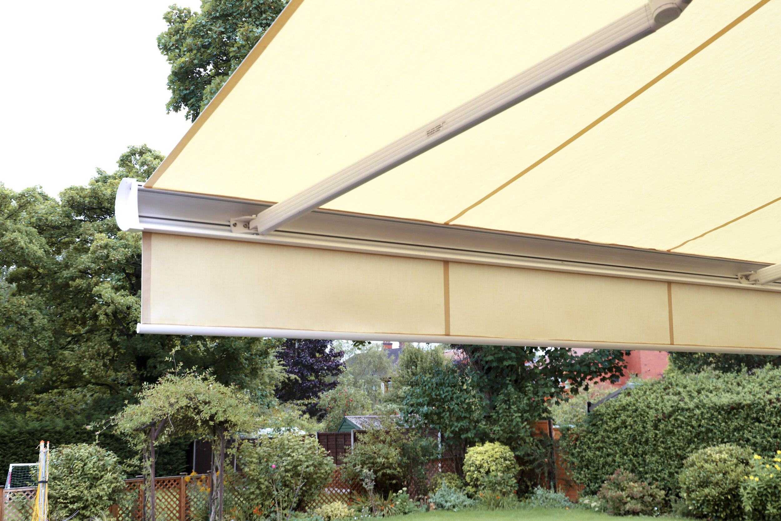 TOP-QUALITY AWNING FABRICS: Discover The Features — GOSS Outdoor ...