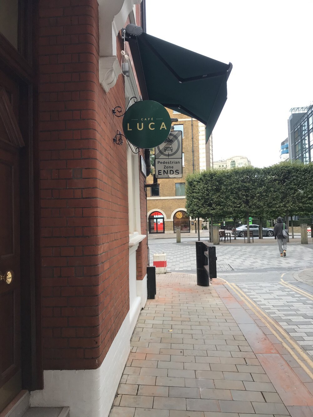 CAFE LUCA PROJECT GREATER LONDON | PARS CASSETTE AWNING | Awning System