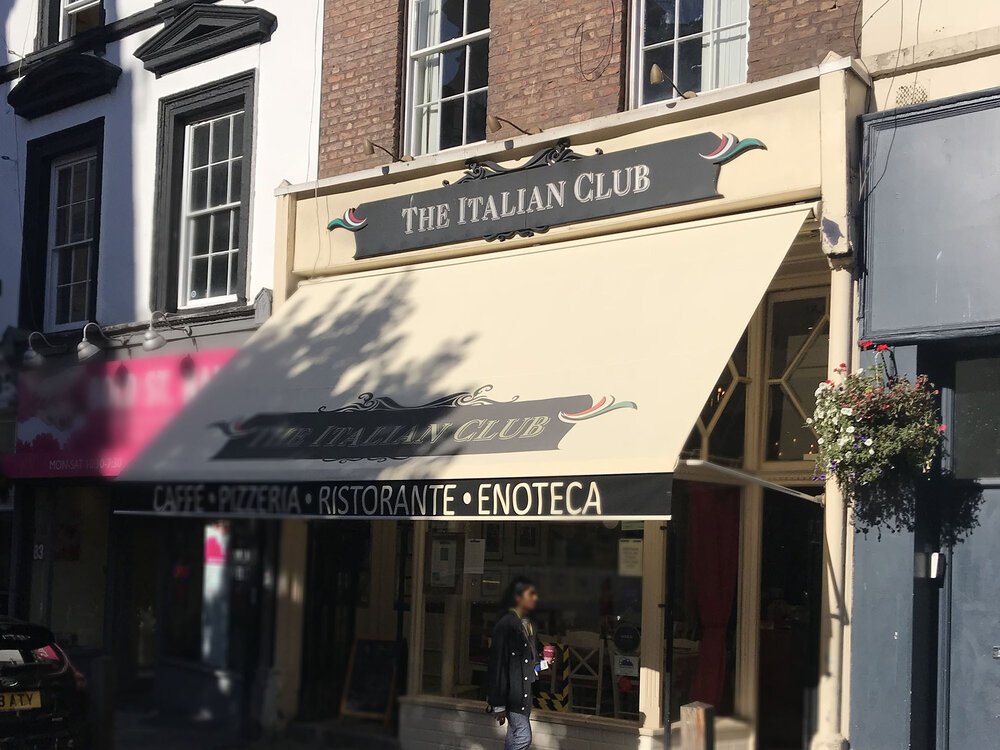 THE ITALIAN CLUB LIVERPOOL | JANELA CASSETTE AWNING | Awning System