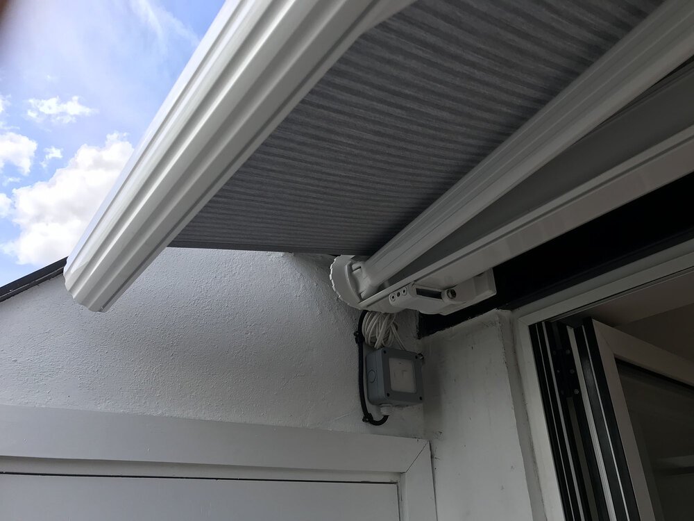 HENDON PROJECT GREATER LONDON | PARS CASSETTE AWNING | Awning System