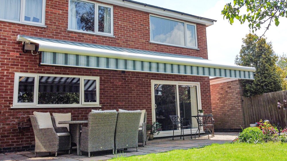 LEICESTER PROJECT, EAST MIDLANDS| Pars Plus Luxe Cassette Awning