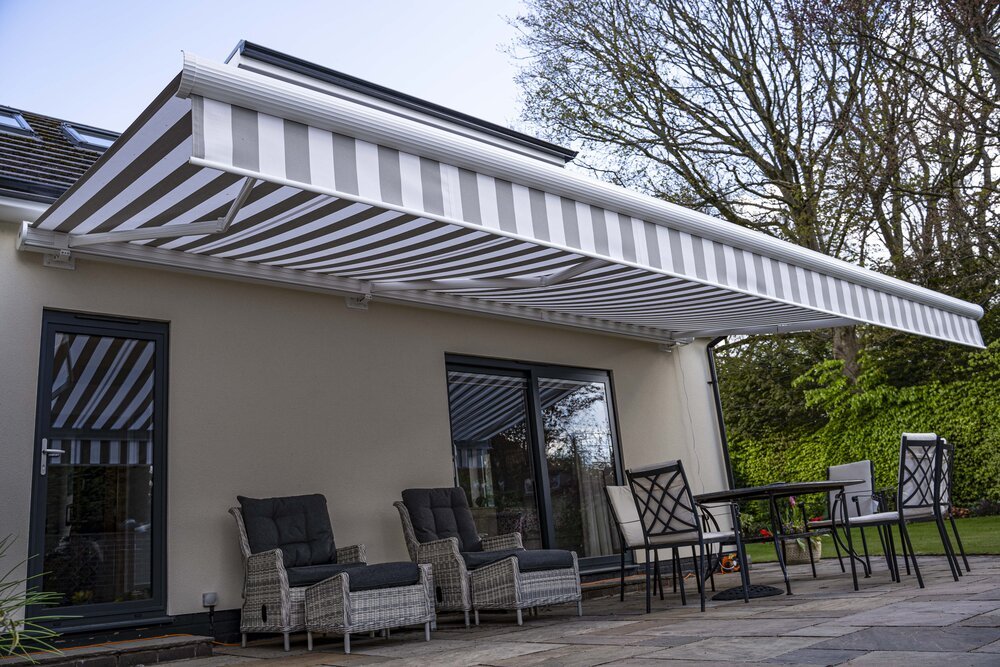 STOCKPORT PROJECT, GREATER MANCHESTER | Pars Plus Cassette Awning