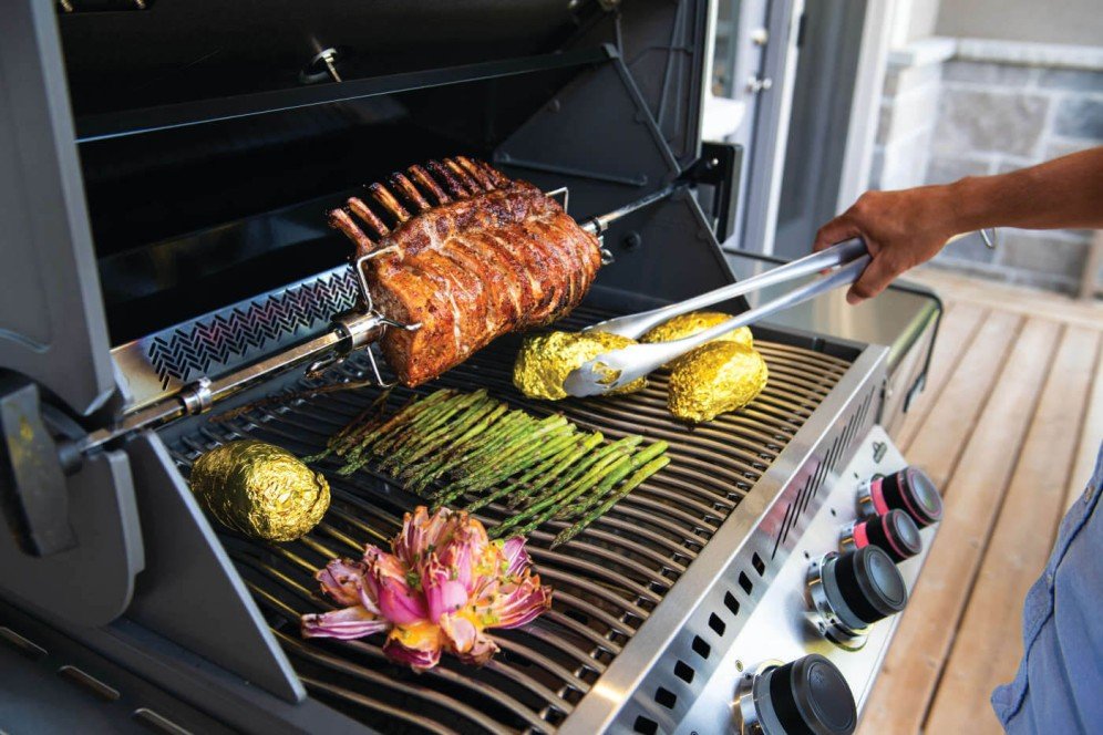 P500RSIBPSS-3-RC-Web-Gallery-05-grilling.jpg