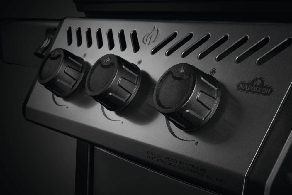 F425SIBPGT-DE-Web-Gallery-08-Freestyle-Detail-Knobs.jpg