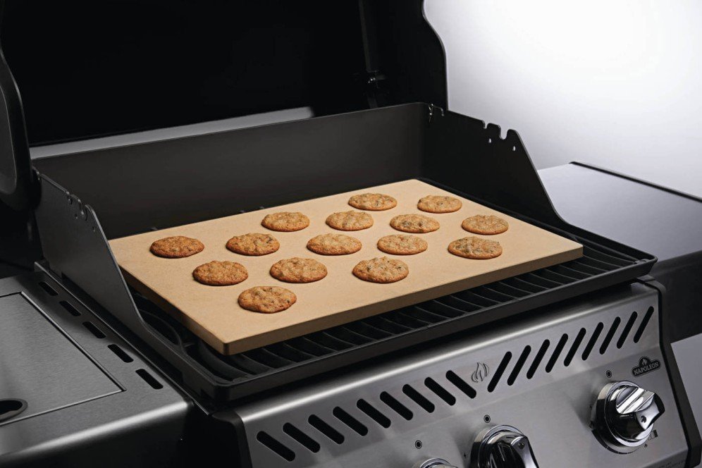 70008-Web-Gallery-03-70008-in-use-rectangle-baking-cookies-stone-Full-Size.jpg