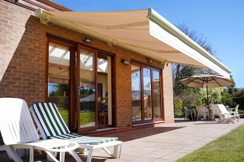 Donington_Awning_3.jpg