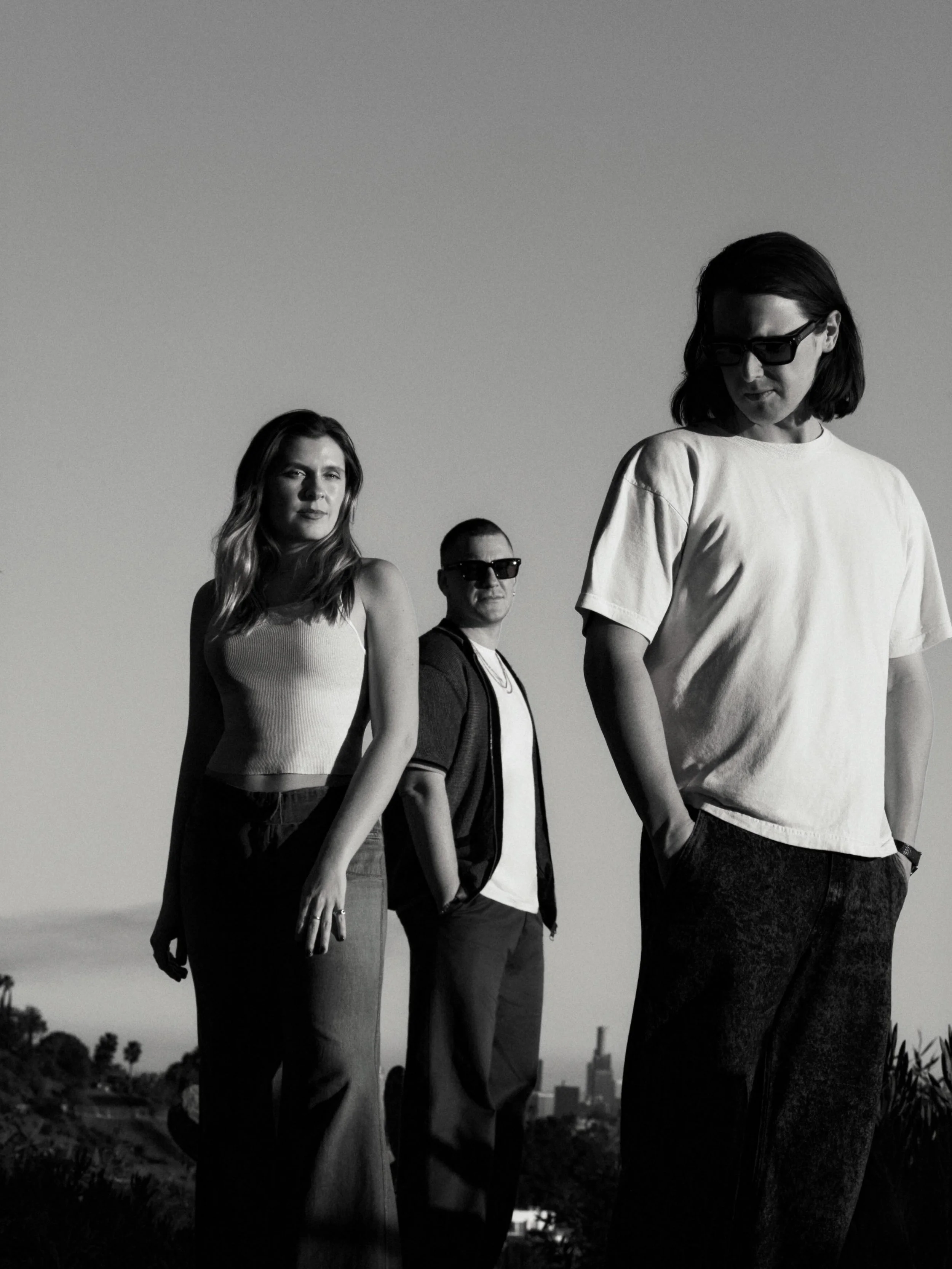 @jungle4eva have released their latest single &lsquo;The Wave&rsquo; along with the official music video which you can watch here: https://jungle.ffm.to/thewavevideo 🌊❤️

Next year they will be touring across Latin America with @sportsband supportin