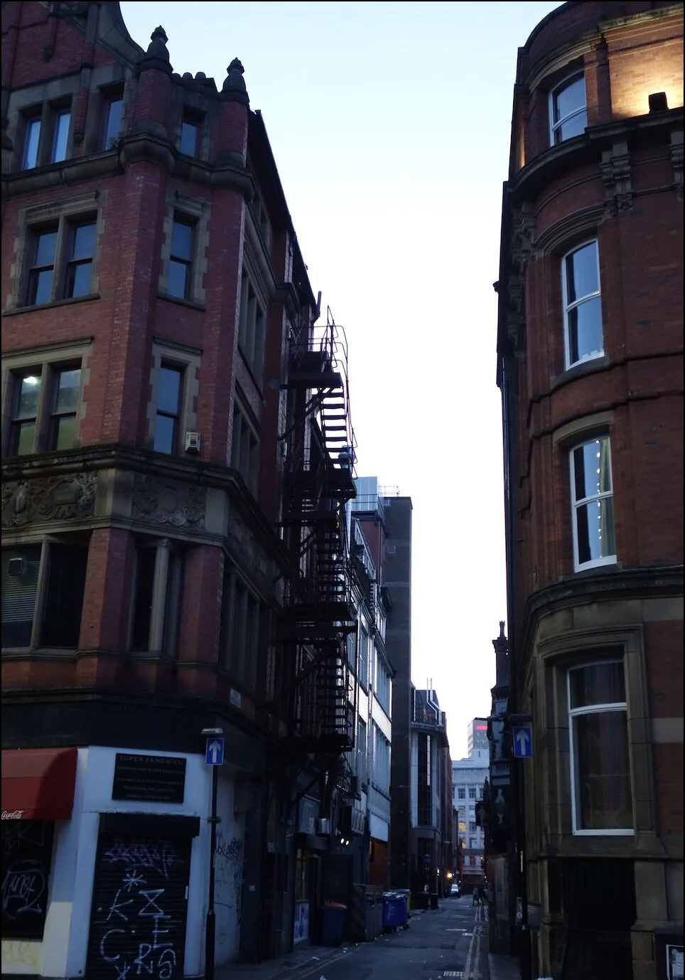 Manchester-2019-Zenaide-Key-01.jpg