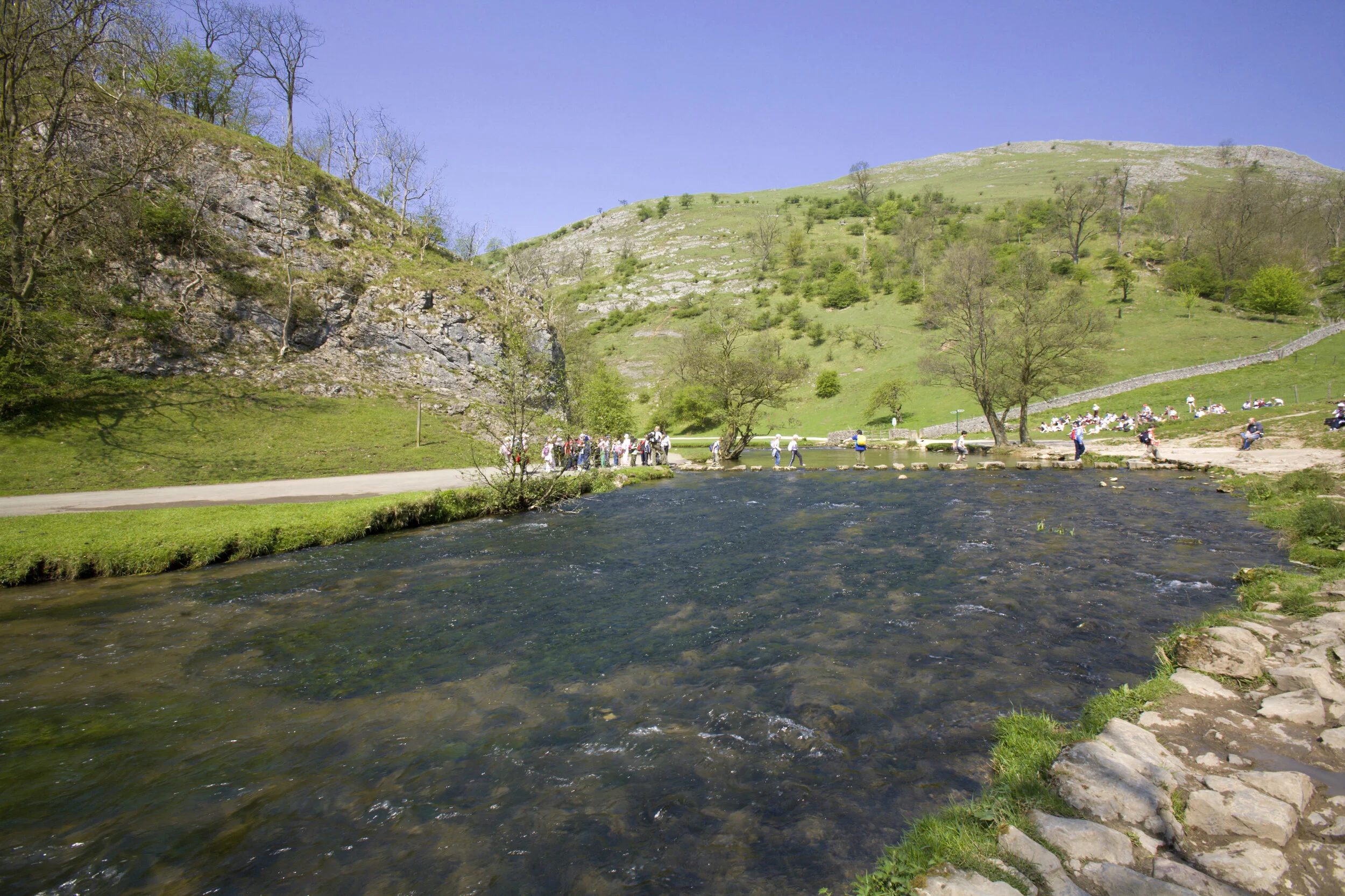 Peak-District-National-Park-Derbyshire-England-UK-Valley-of-the-River-Dove-Footpath-Dovedale-1005357020_4608x3072.jpeg