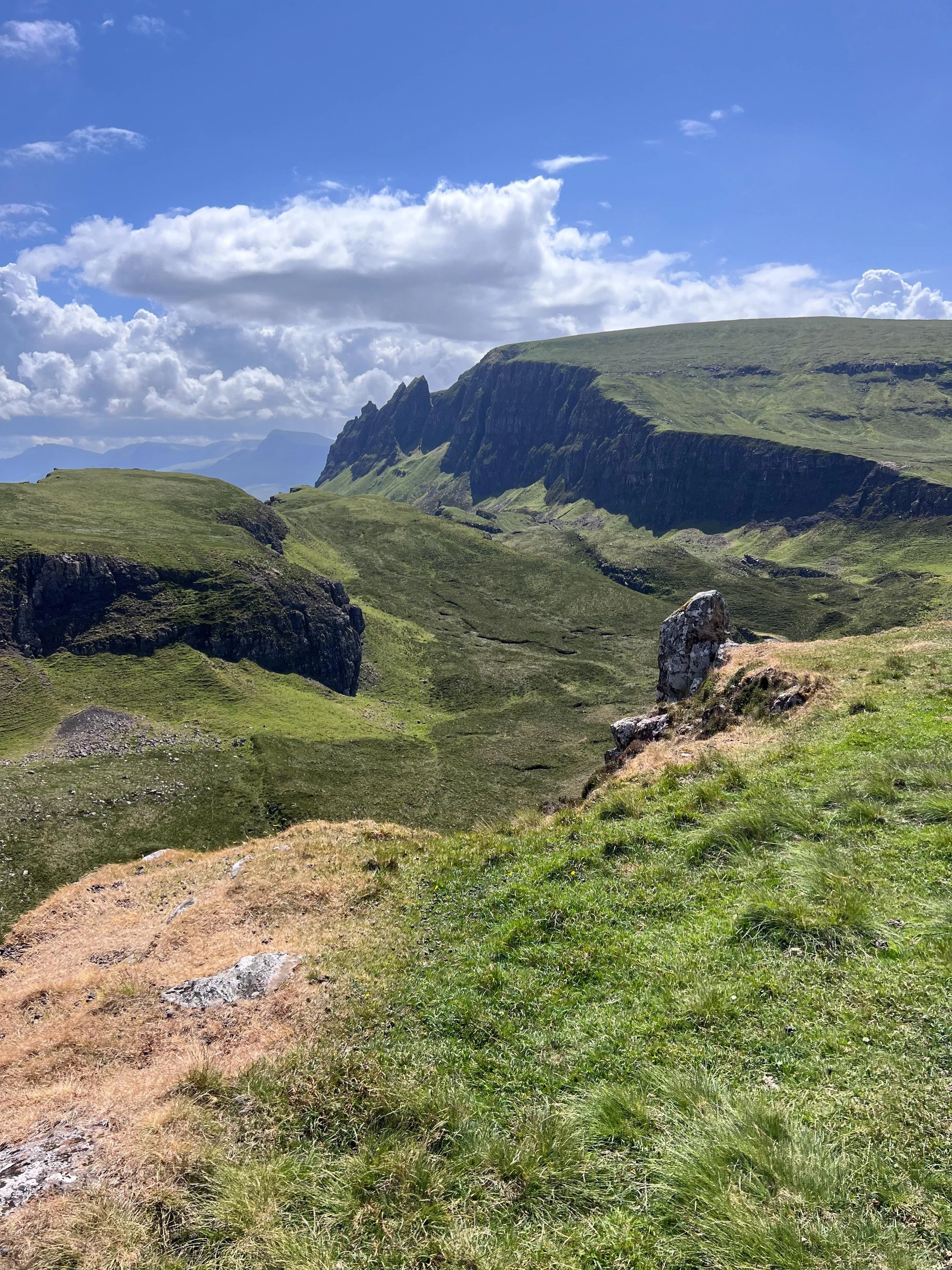 Walking the quiraing on the isle of skye-4.jpg