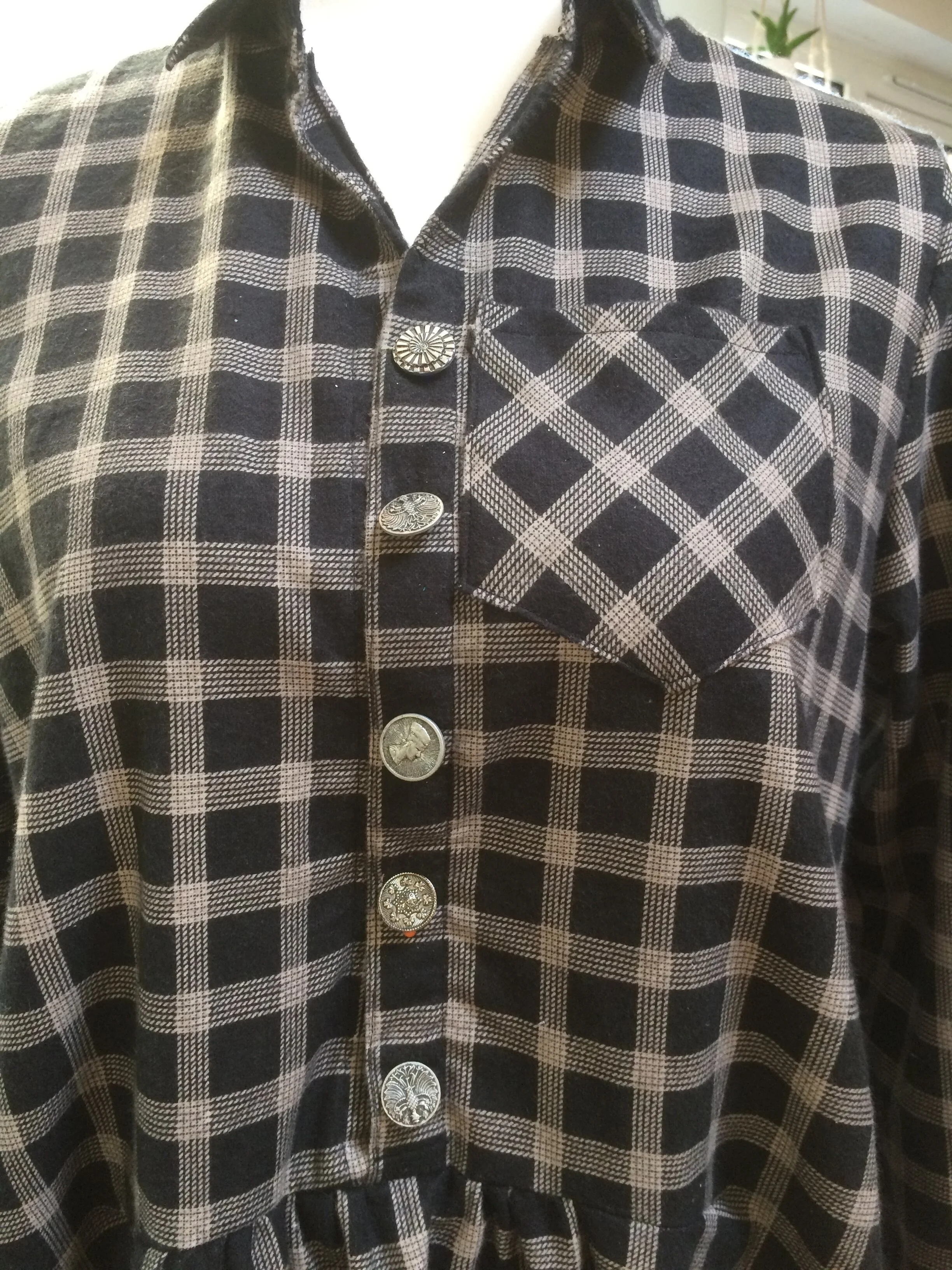 buttons on dummy silver 2.jpeg