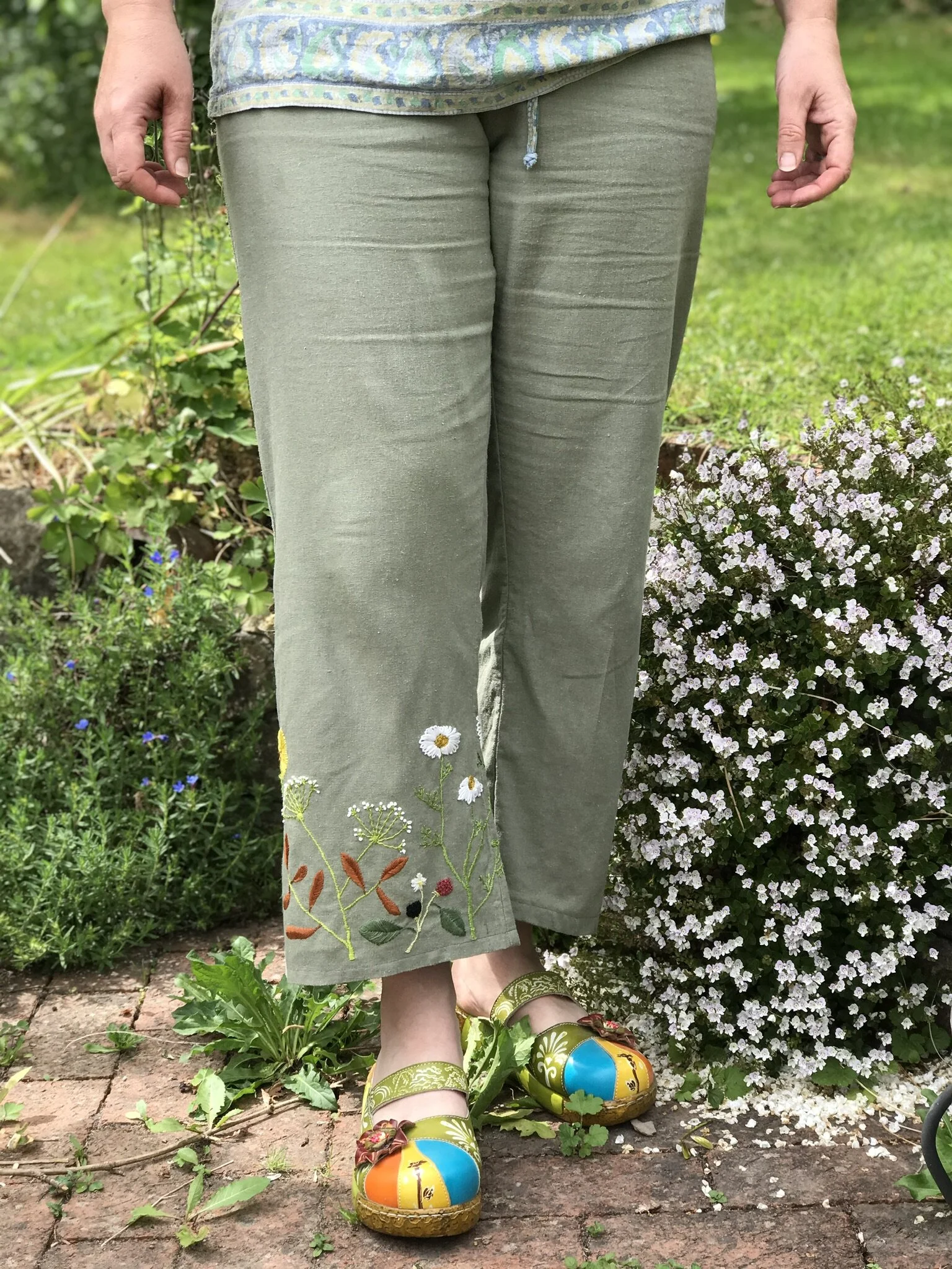 wear half green sandals good.jpeg