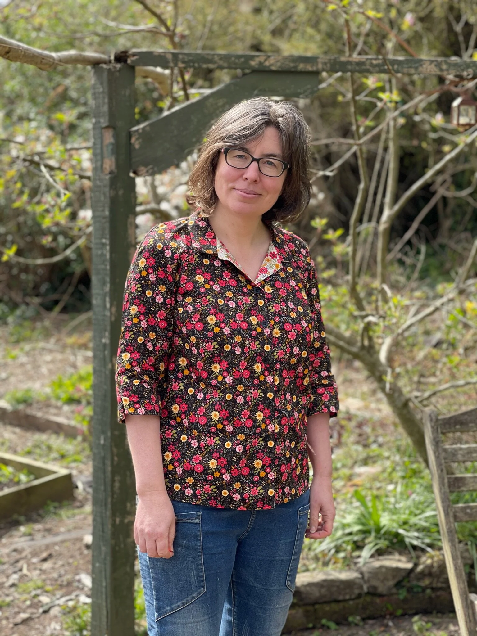 black front mid small.jpeg