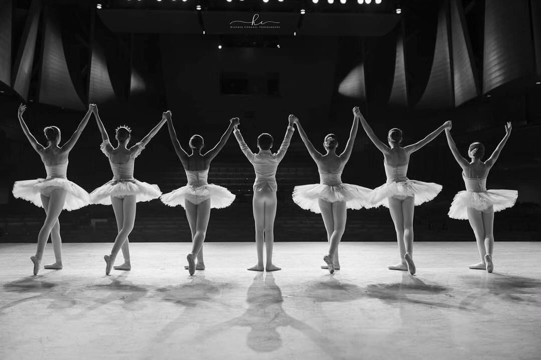 &bull;
Take A Bow.
&bull;
Another beautiful show by @balleteast 
&bull;
#ballet #ballerina #dancers #dance #theatre #theatrephotography #tutu #photos #portraitphotography #pointeshoes #pointe #balletshoes #takeabow #applaud #dancestudio #performance 