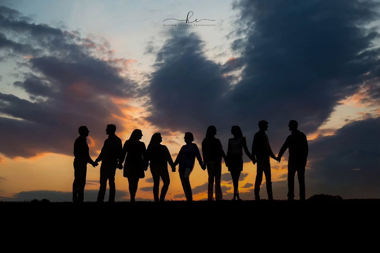 &bull;
New Years Resolution for @heather_coronel_photo
MORE FAMILY SHOOTS!

No time like the present, book your family shoot today.
www.HeatherCPhotography.com

#family #family photos #familyphotography #priceless #memories