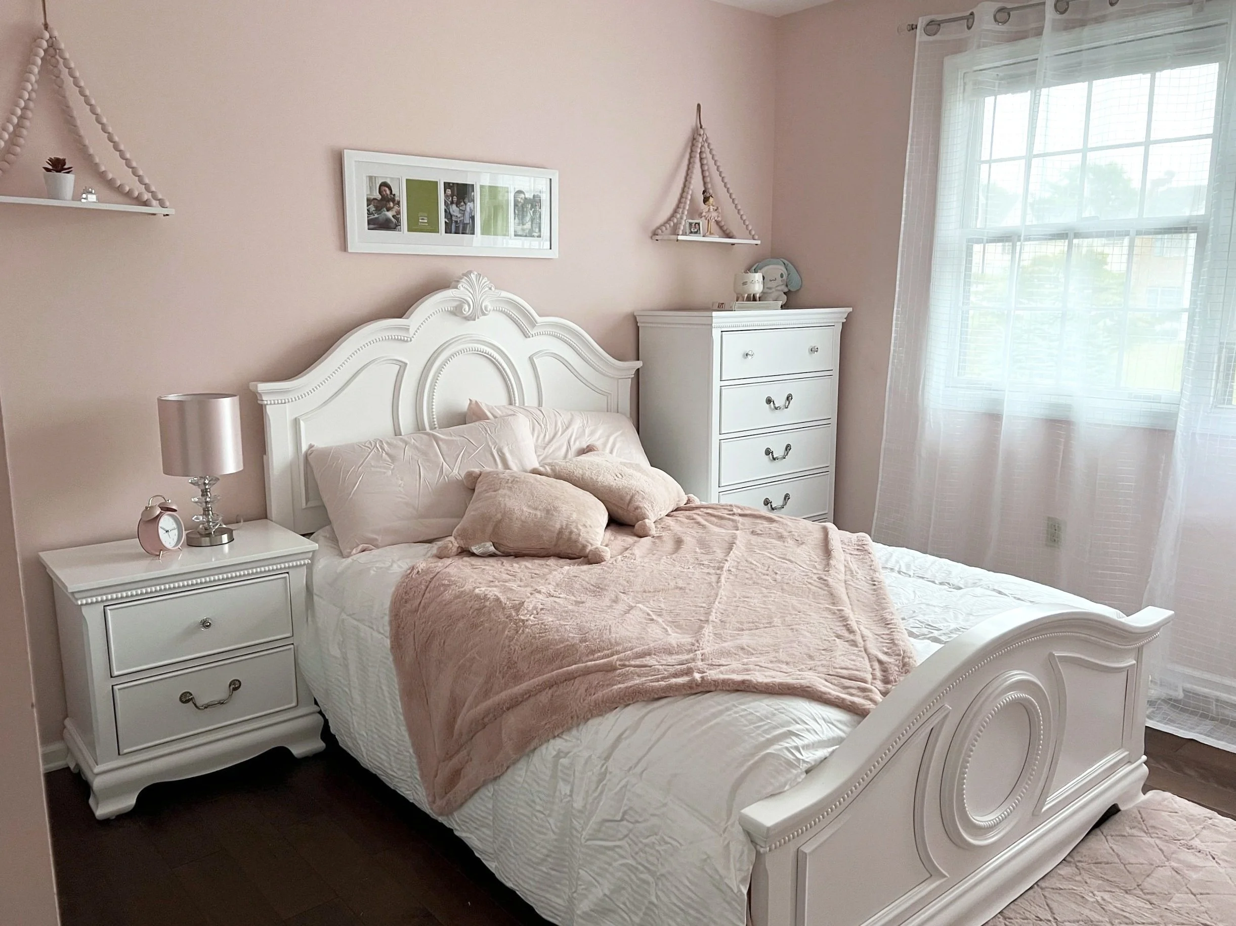 Rose's Bedroom!