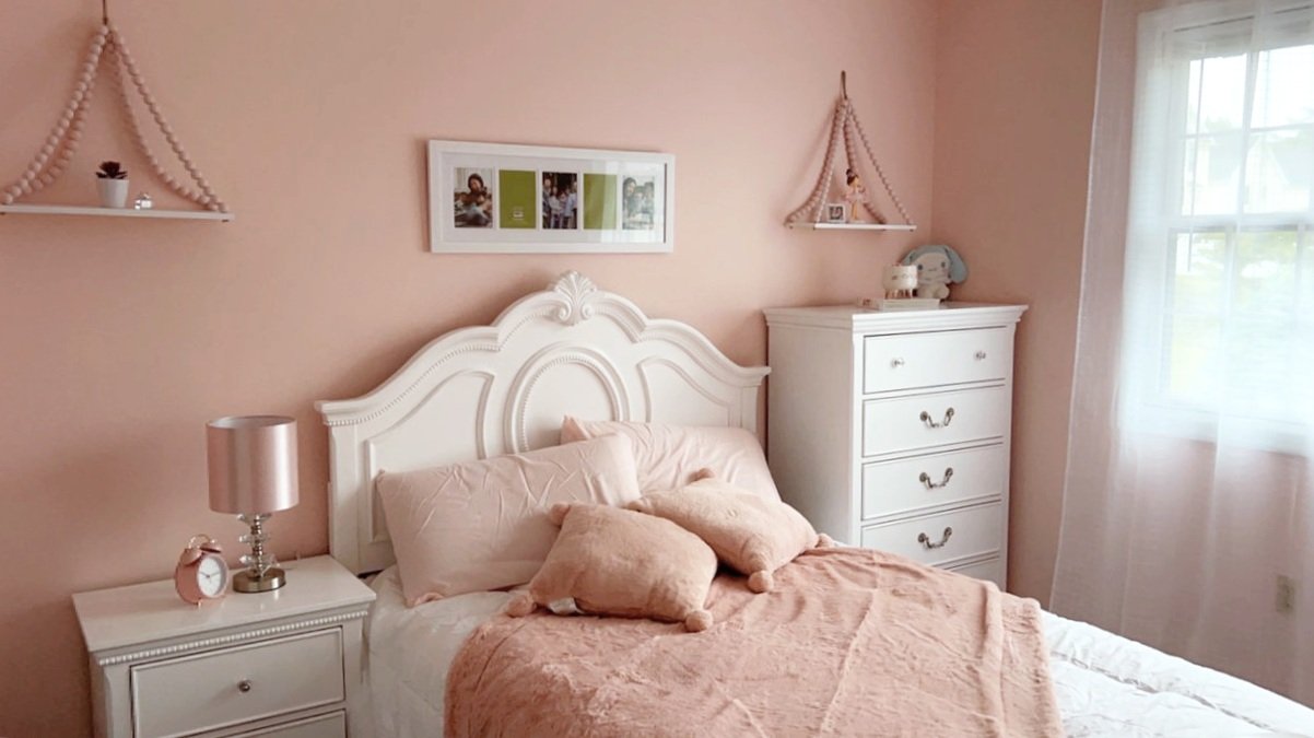 Rose's Bedroom!