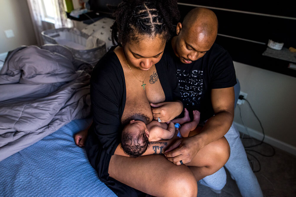 10-jacksonville-intimate-postpartum-photography-newborn-home-breastfeeding.JPG