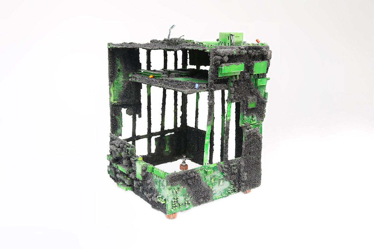 Green Apple, 2023
Found Objects, Steel 18”x18”x24”