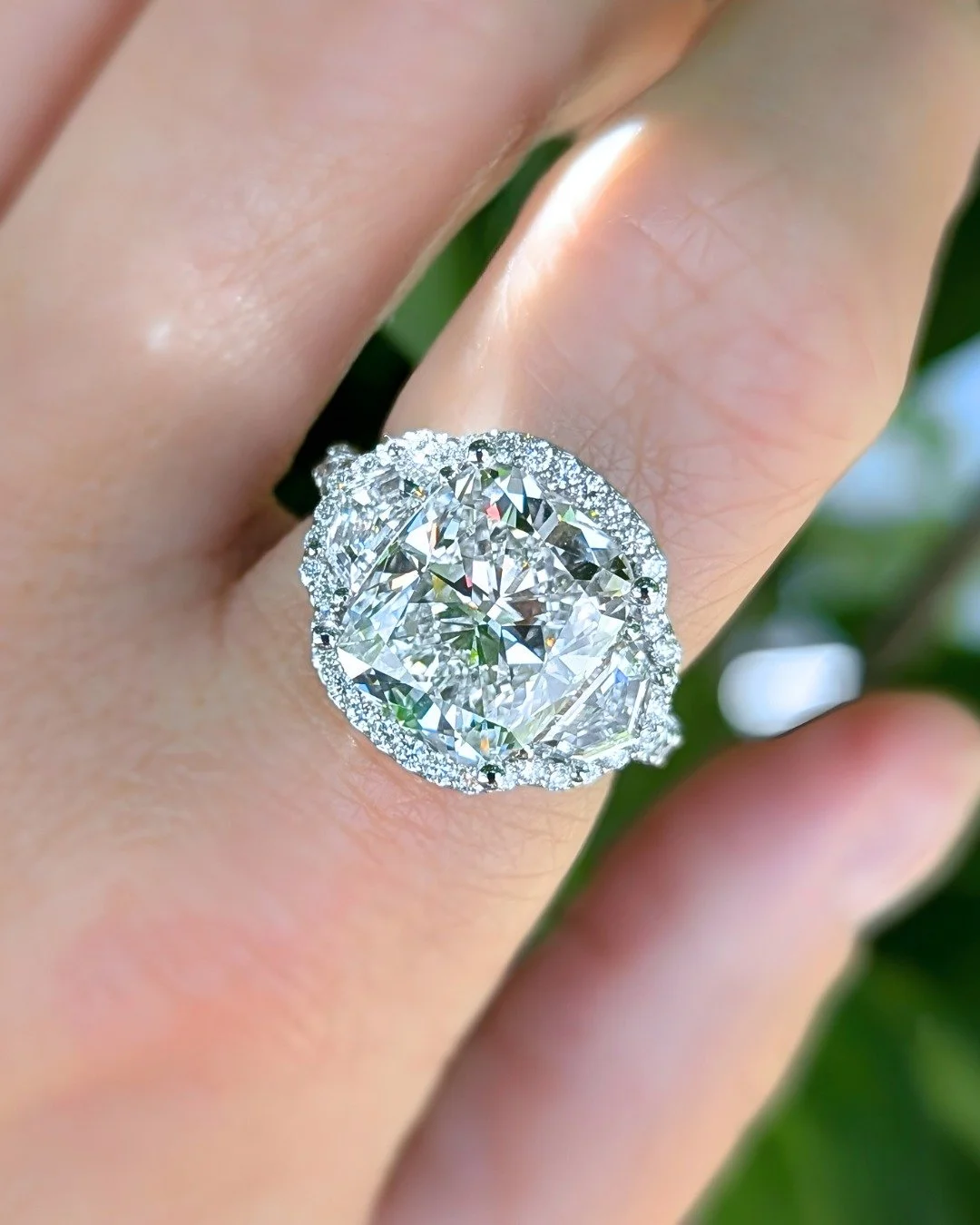 Big, bold, and beautifully bespoke! This custom diamond ring design was such a fun journey from start to finish.

If you've been following jewelry trends you'll know Taylor Swift made the elongated cushion cut all the rage! Our client loves it too, b