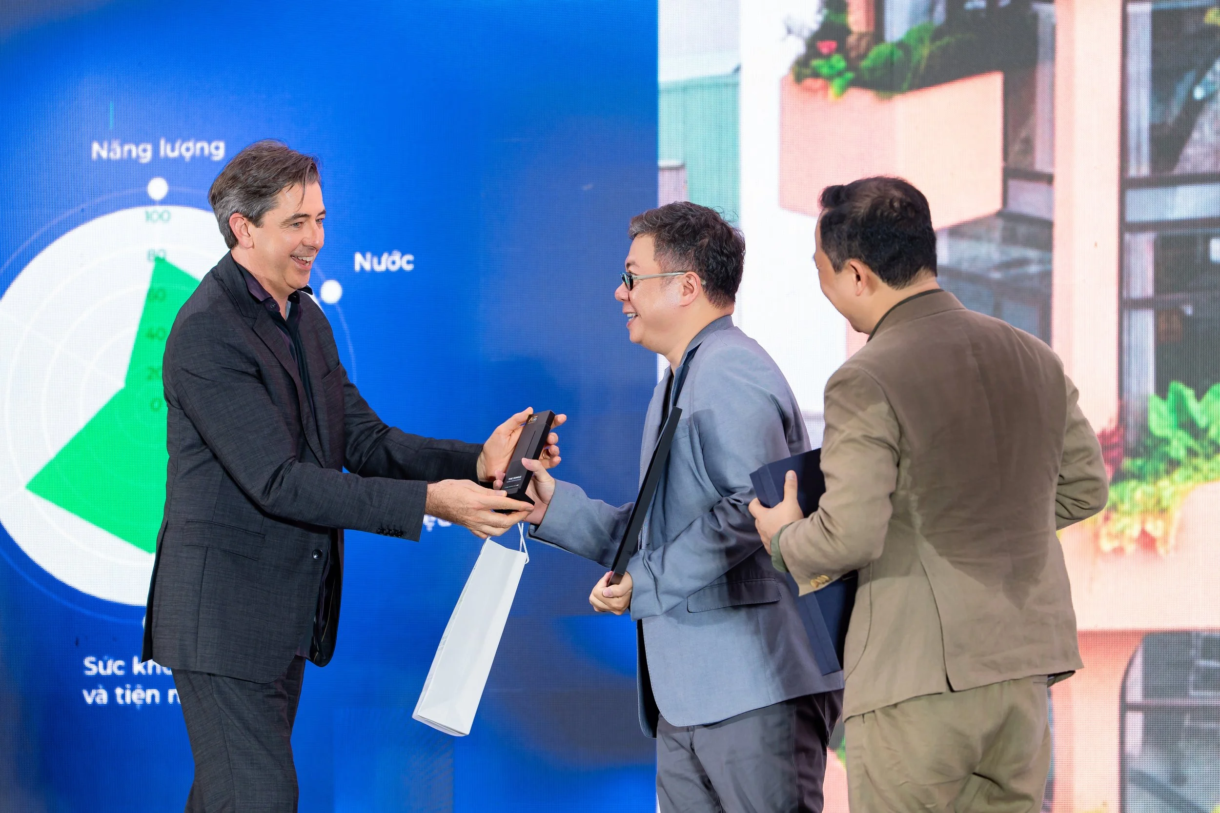 Top 10 Awards 2025_2026-05-22 (21).JPG