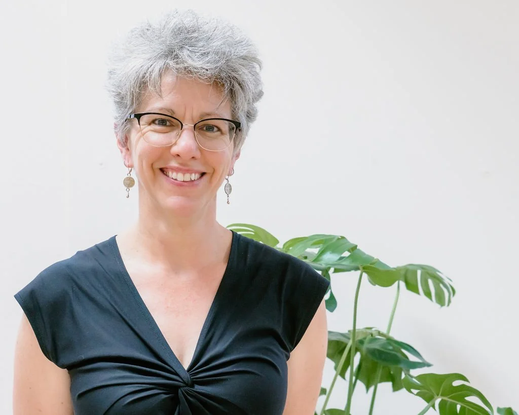 𝗧𝗵𝗲 𝗥𝗼𝗼𝘁𝘀 𝗼𝗳 𝘁𝗵𝗲 𝗣𝗿𝗮𝗰𝘁𝗶𝗰𝗲: 𝗠𝗲𝗲𝘁 𝗞𝗿𝗶𝘀𝘁𝗶𝗻

Behind every certificate is a guide who is also a student of life. Today, we&rsquo;re sharing a glimpse into the world of Kristin, leading our Ashtanga Yoga Certificate on Febru