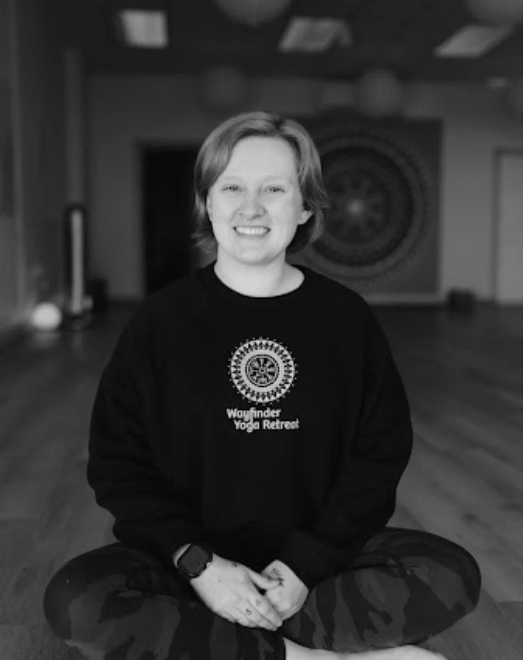 During Sustainable Movement for Chronic Pain, we will use diagnostics to check in with your joints before and during movement.

𝗖𝗵𝗲𝗰𝗸-𝗜𝗻: Before movement, we will use diagnostics such as Knee, Seated, and Rotation Diagnostics&mdash;slow, inten