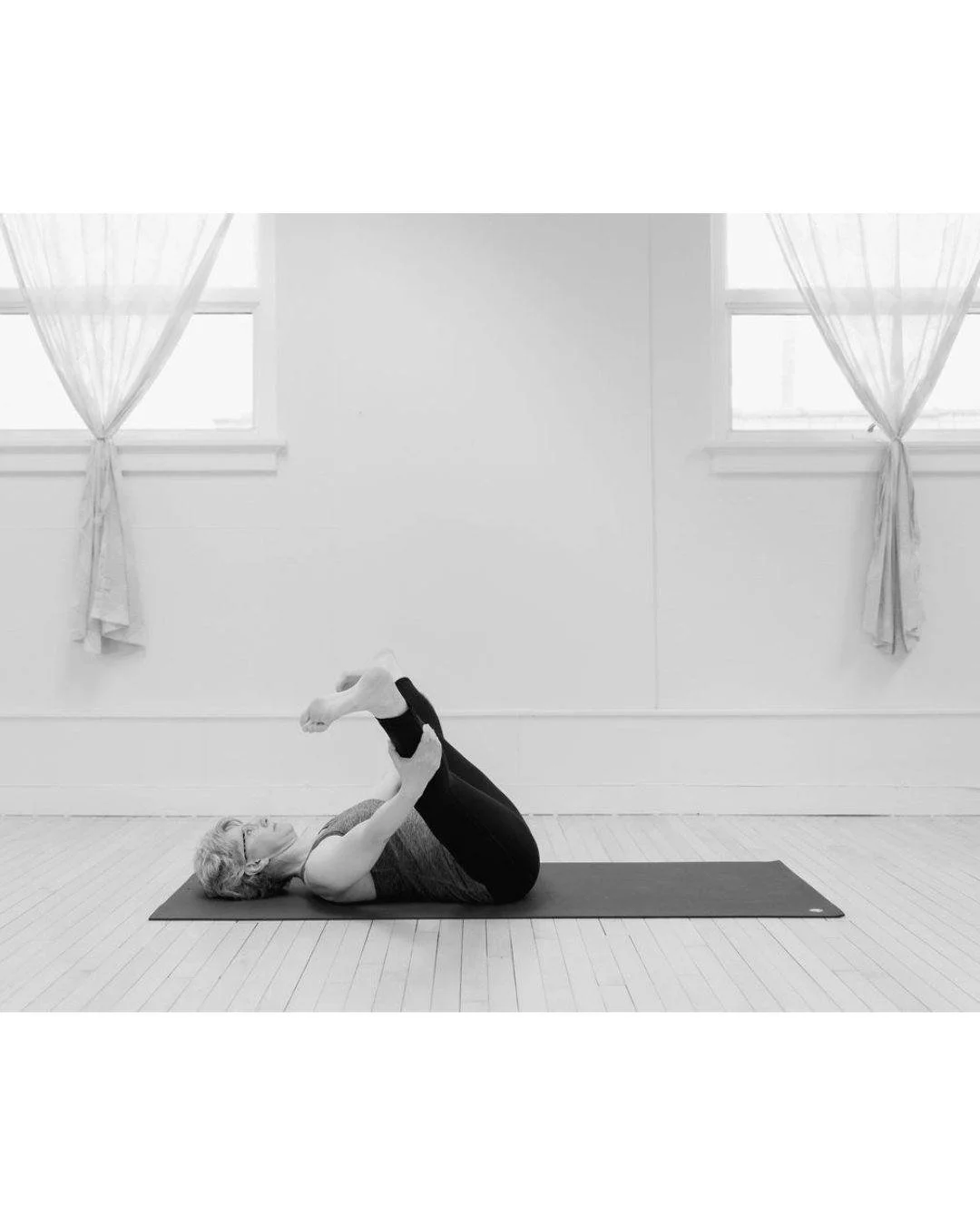 𝗣𝗿𝗲𝗽𝗮𝗿𝗶𝗻𝗴 𝘁𝗵𝗲 𝗦𝗽𝗮𝗰𝗲: 𝗙𝗶𝗻𝗮𝗹 𝗖𝗮𝗹𝗹 𝗳𝗼𝗿 𝘁𝗵𝗲 𝗔𝘀𝗵𝘁𝗮𝗻𝗴𝗮 𝗬𝗼𝗴𝗮 𝗖𝗲𝗿𝘁𝗶𝗳𝗶𝗰𝗮𝘁𝗲

As we move toward this weekend, we are beginning to prepare the studio for our 15-hour Intro to Ashtanga Certificate. Stepping i