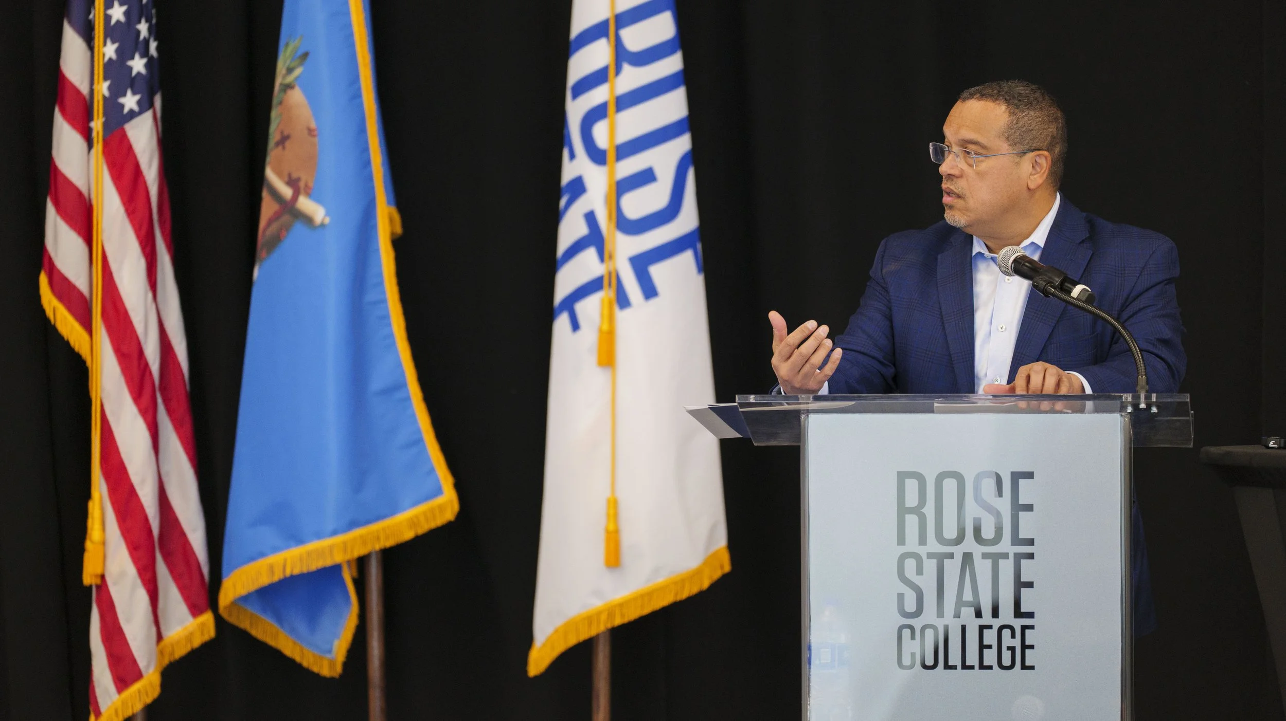 2025-04-11 CIVICS CON - Keynote Speaker - Keith Ellison - photo by Dennis Spielman-012.jpg