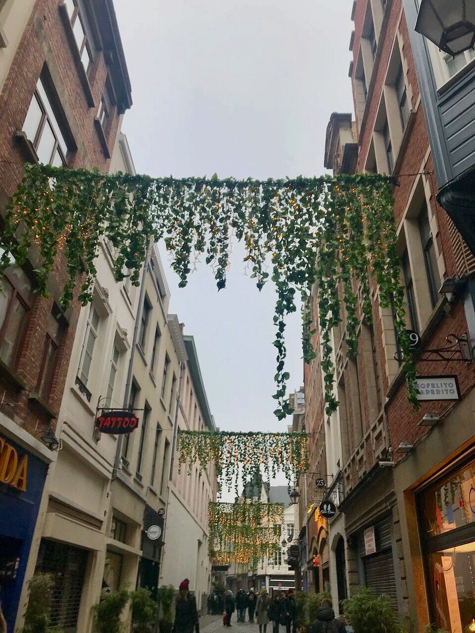 The city is beautifully decorated with ivy, twinkling lights and glitter all for the Christmas season.