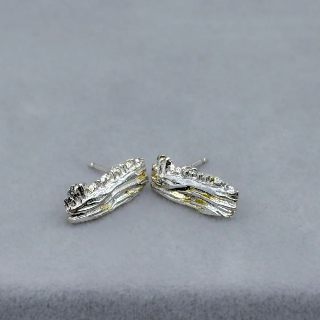 Petite Texture Bar studs - 4.jpg