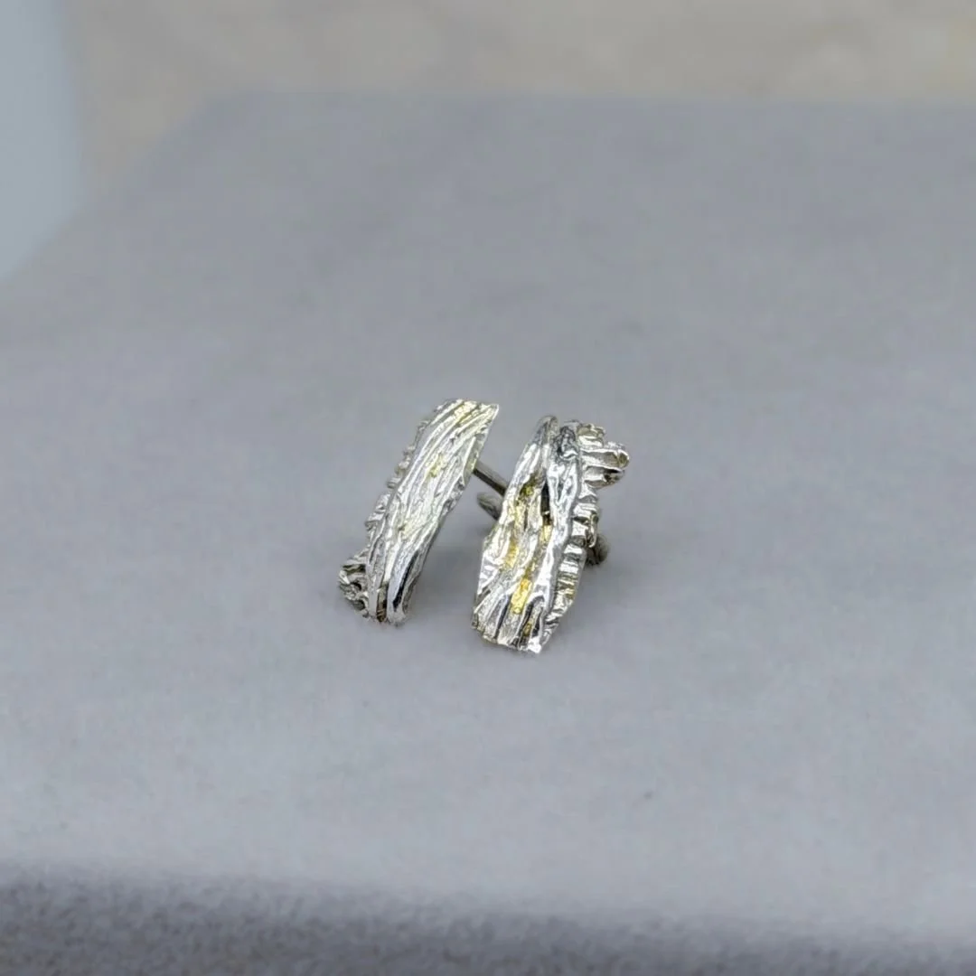 Petite Texture Bar studs - 3.jpg