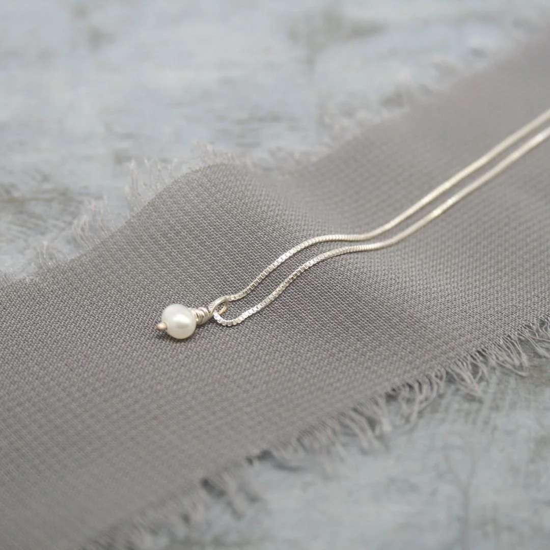 Porpe Artifacts Pendant Necklace - Pearl (Sterling Silver) - 1.jpg