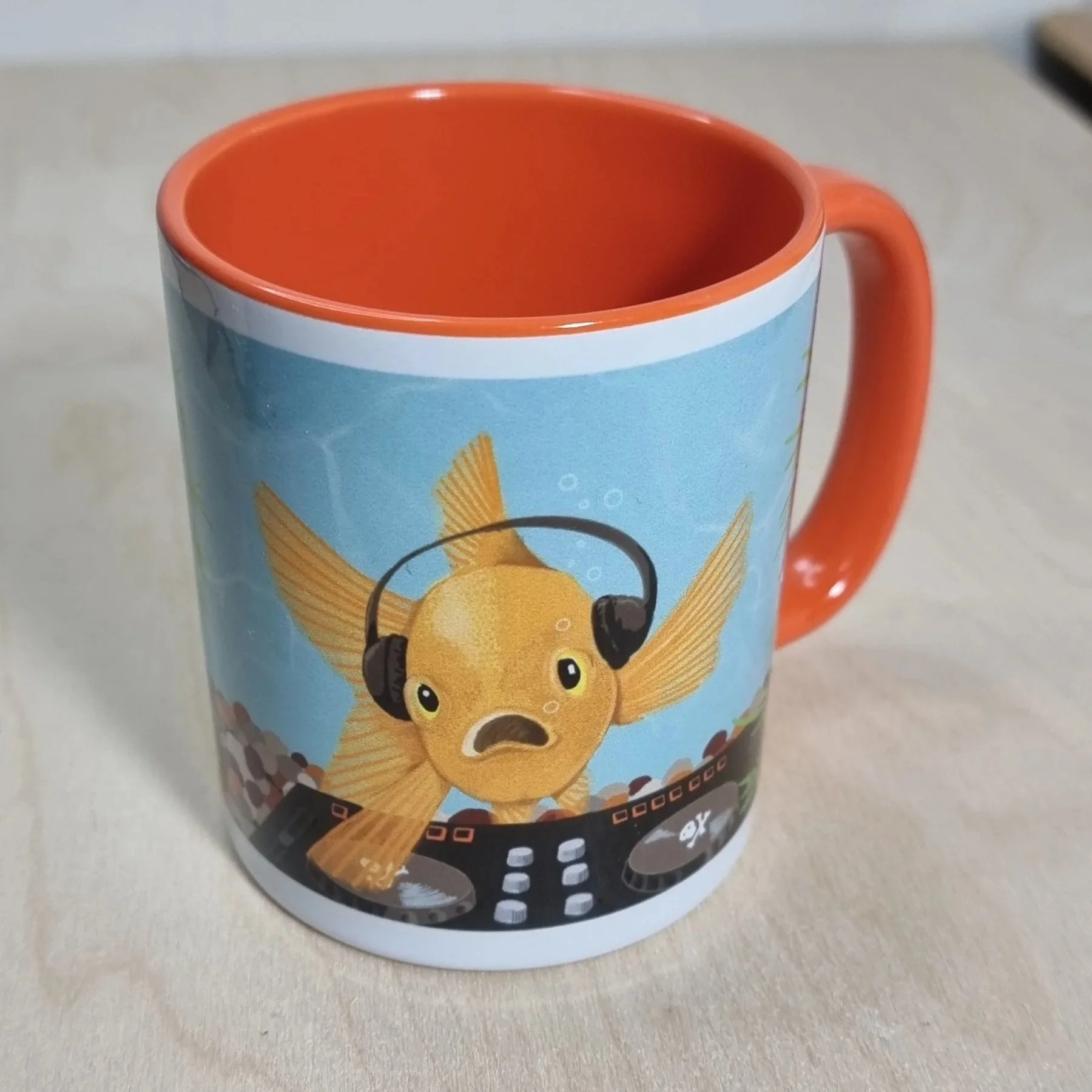 DJ Fish Mug - Orange inner