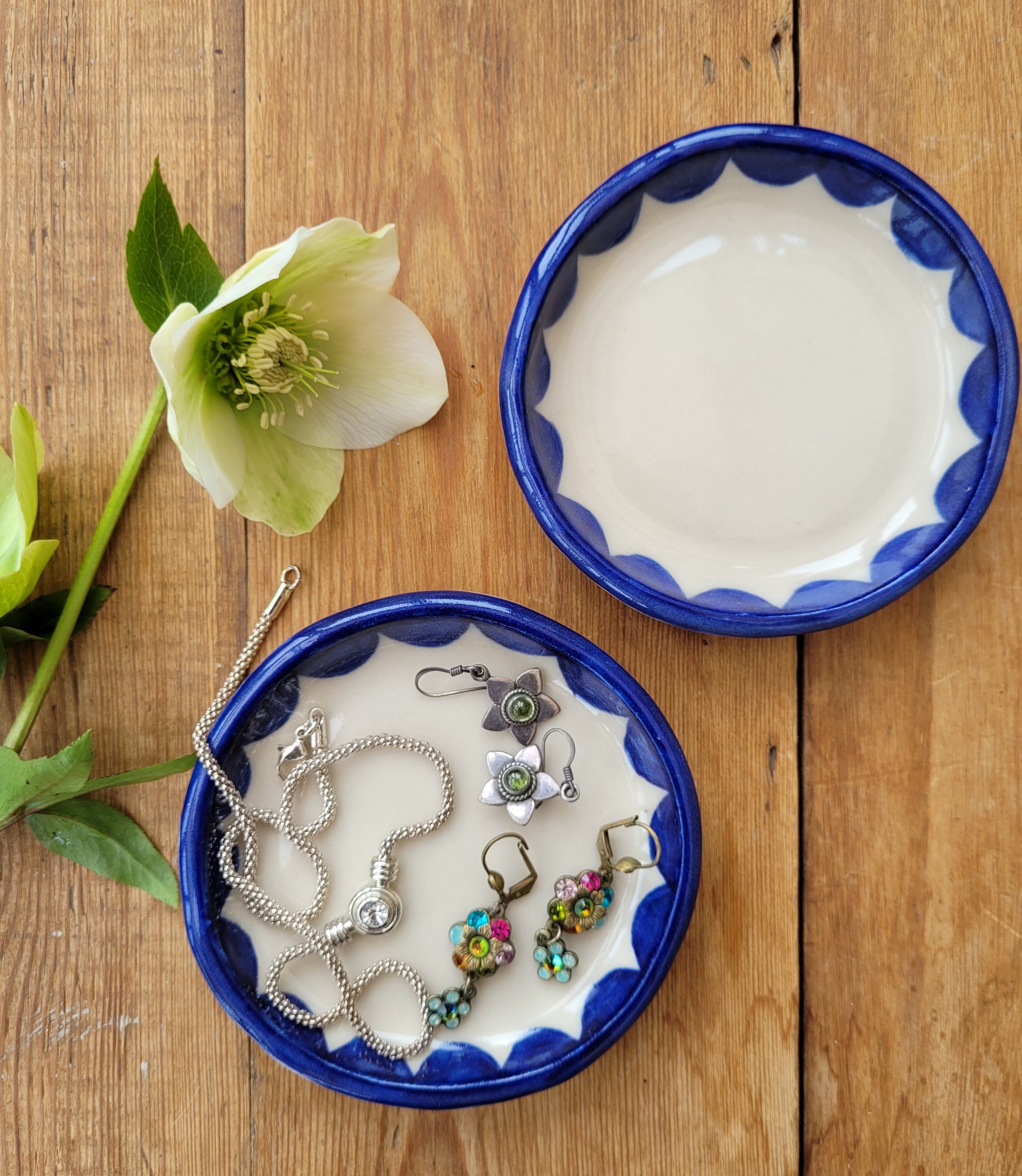 Blue scolloped jewellery dish