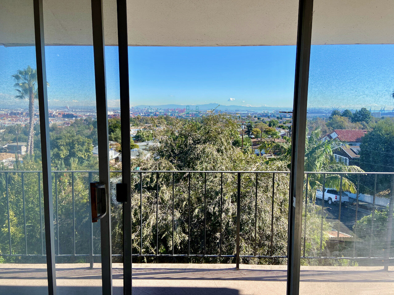 SAN PEDRO | 620 N Hanford | $550,000