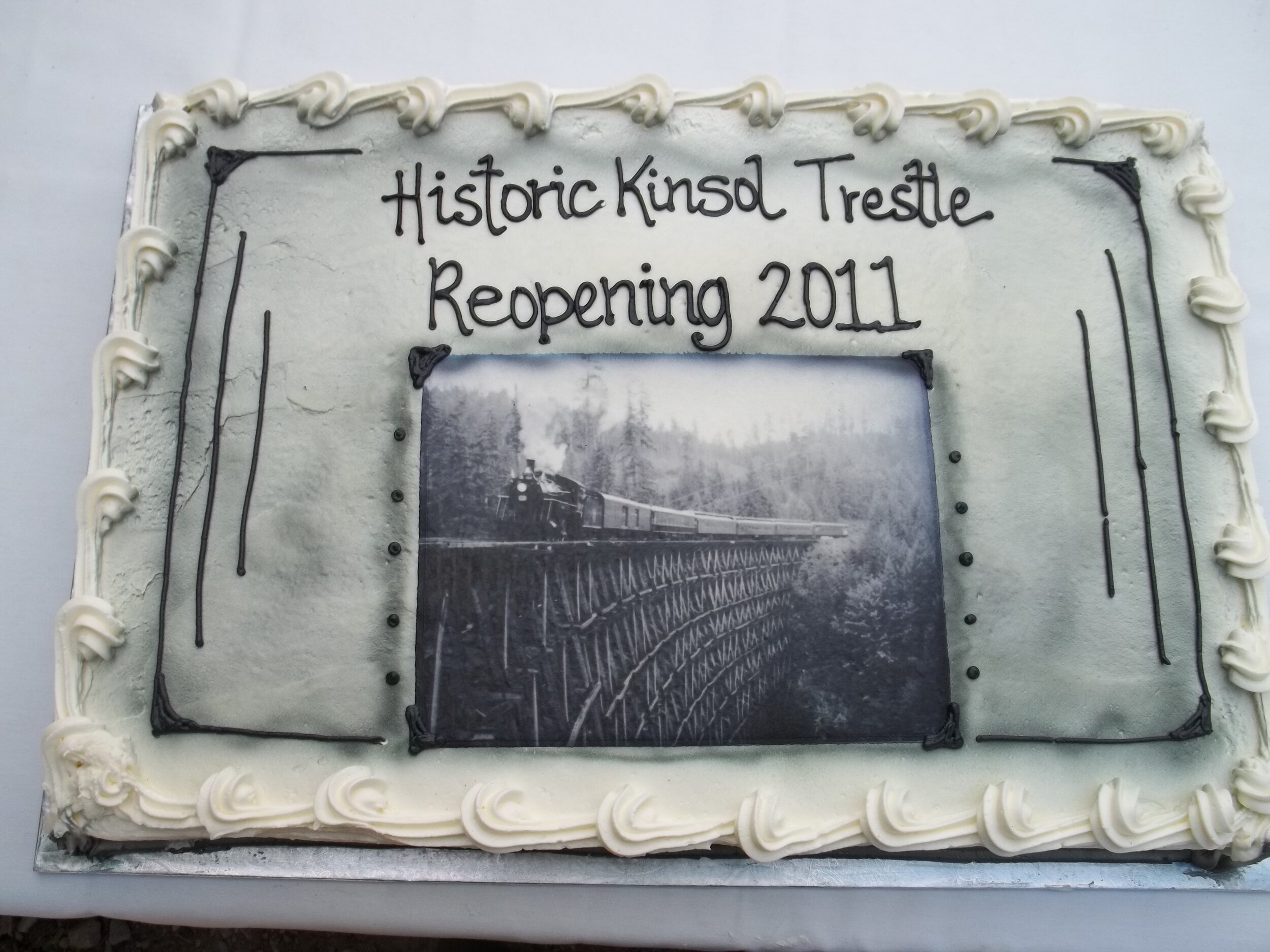 The cake marking the Kinsol's grand opening.